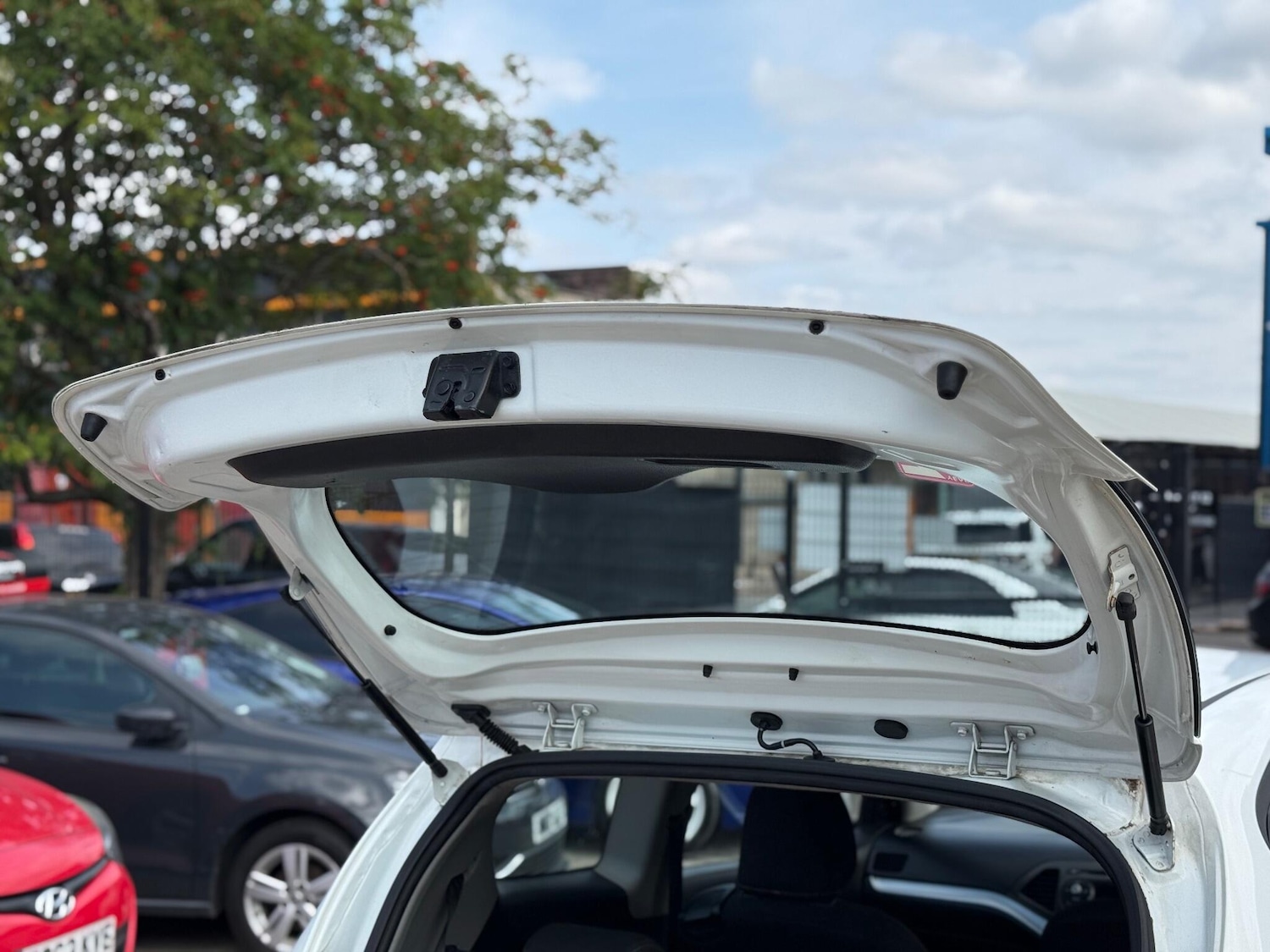 Vehicle 28