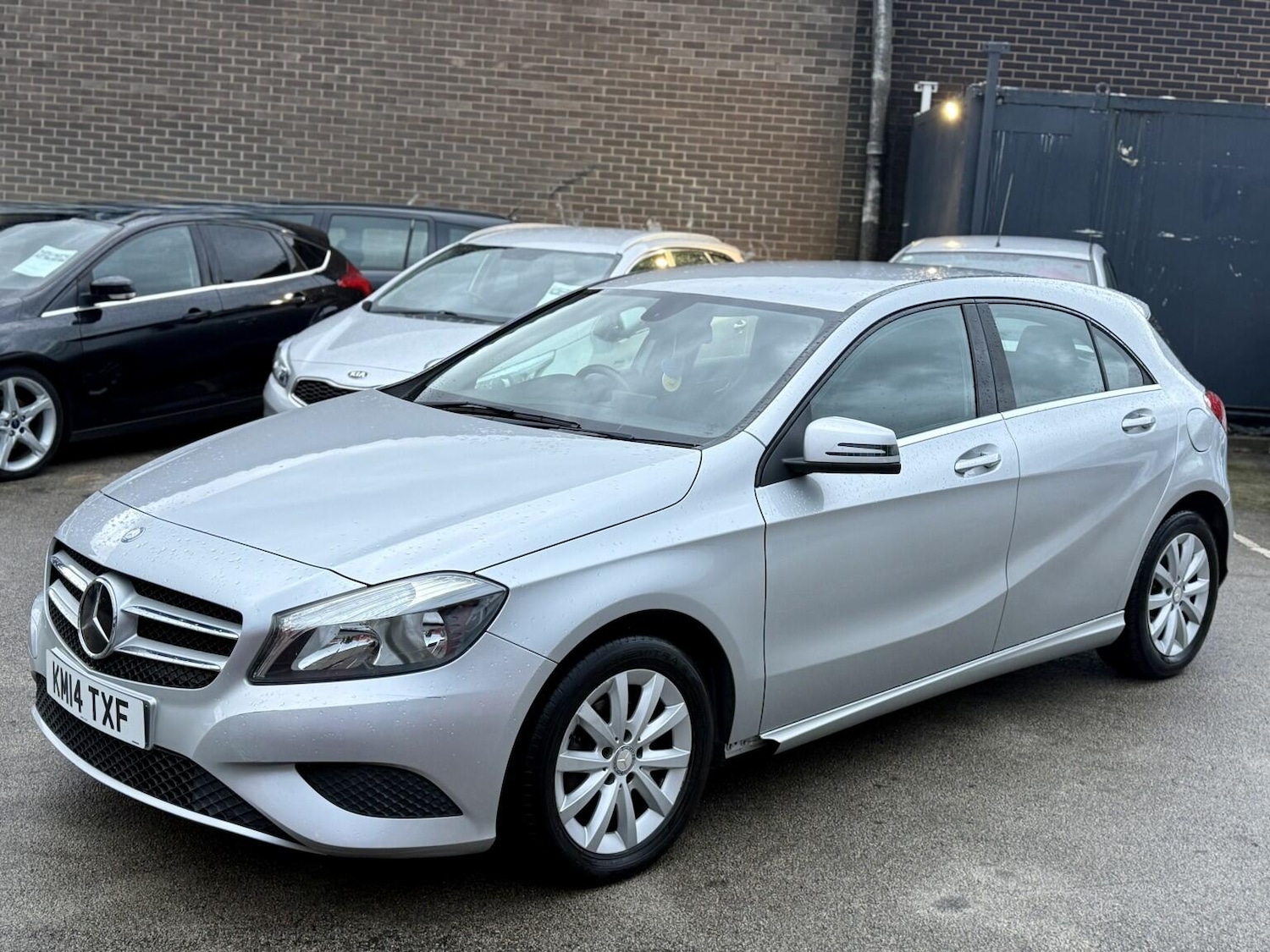 Used Mercedes-Benz A-Class 2014 for sale - 76472930: Photo 16