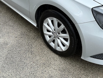 Used Mercedes-Benz A-Class 2014 for sale - 76472930: Photo