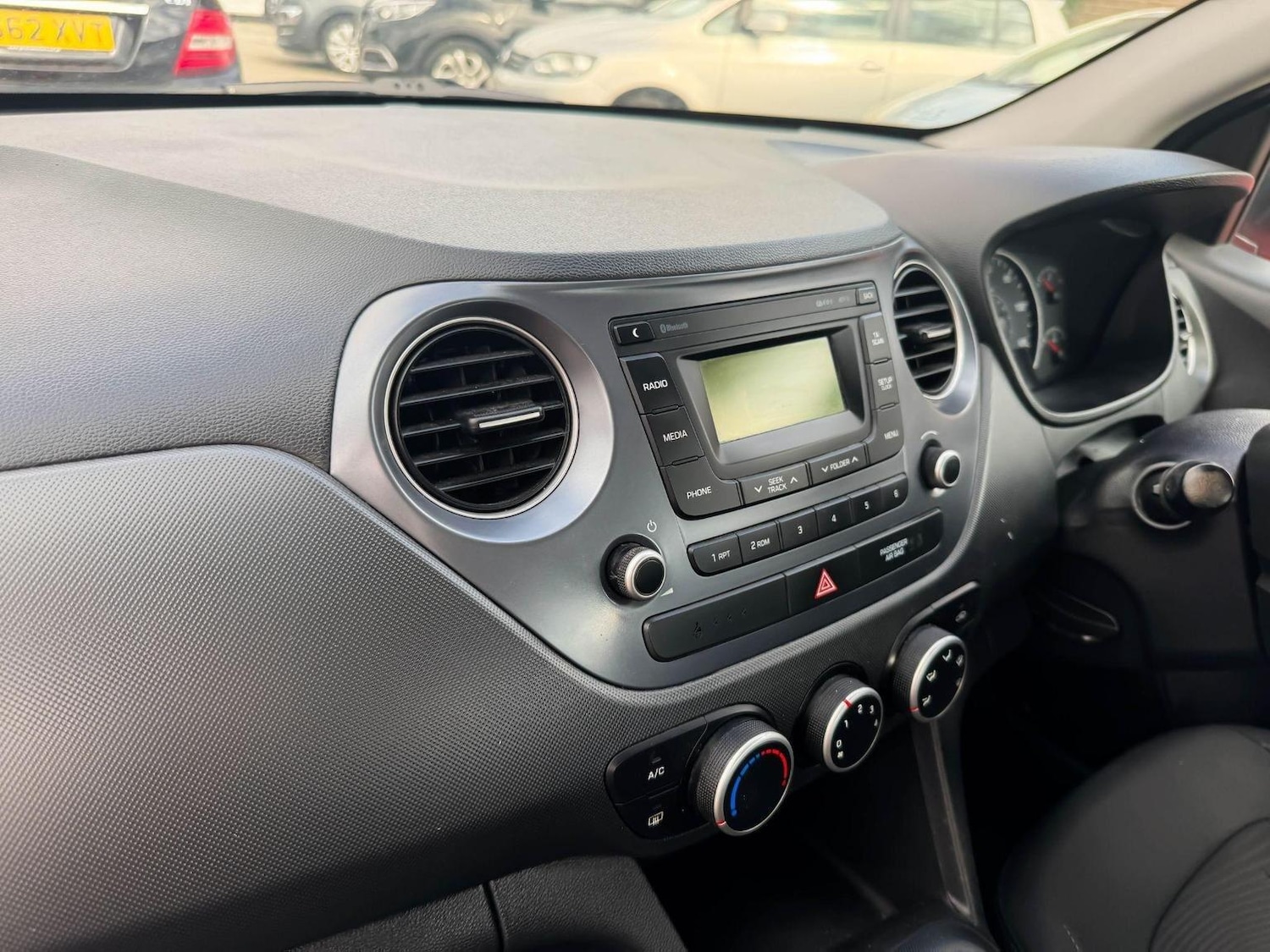 Used Hyundai i10 2019 for sale - 77066483: Photo 16