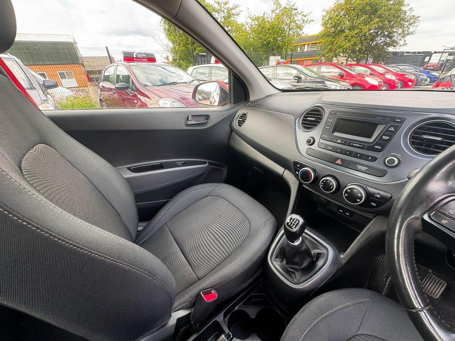 Used Hyundai i10 2019 for sale - 77066483: Photo 29