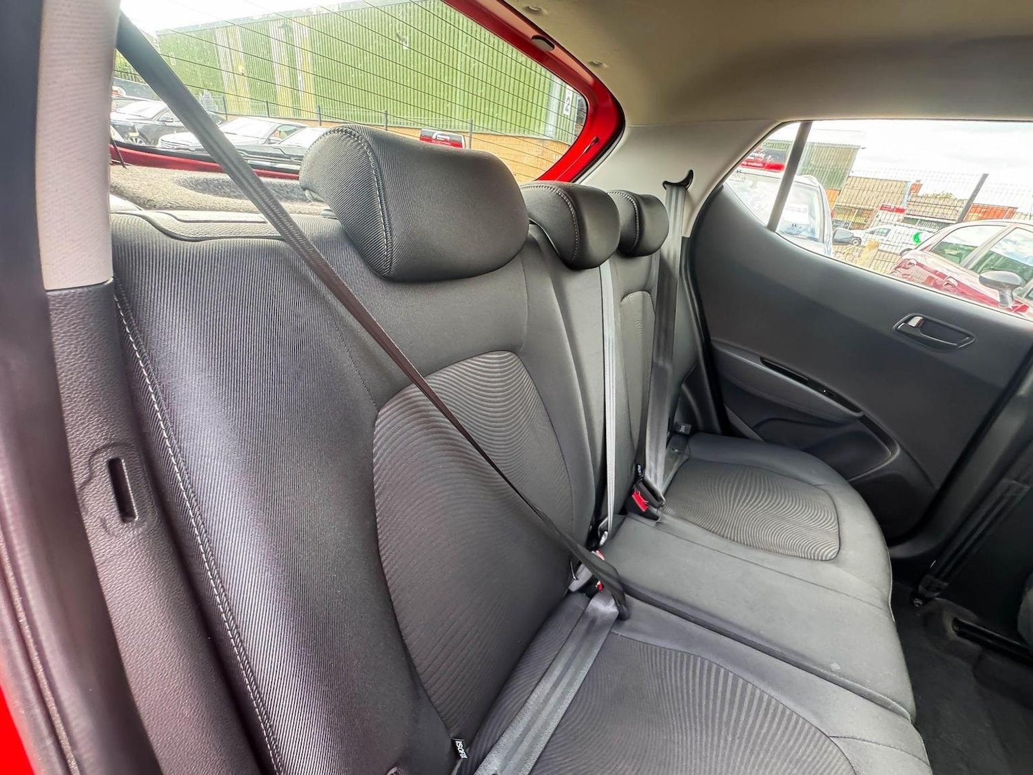 Used Hyundai i10 2019 for sale - 77066483: Photo 36