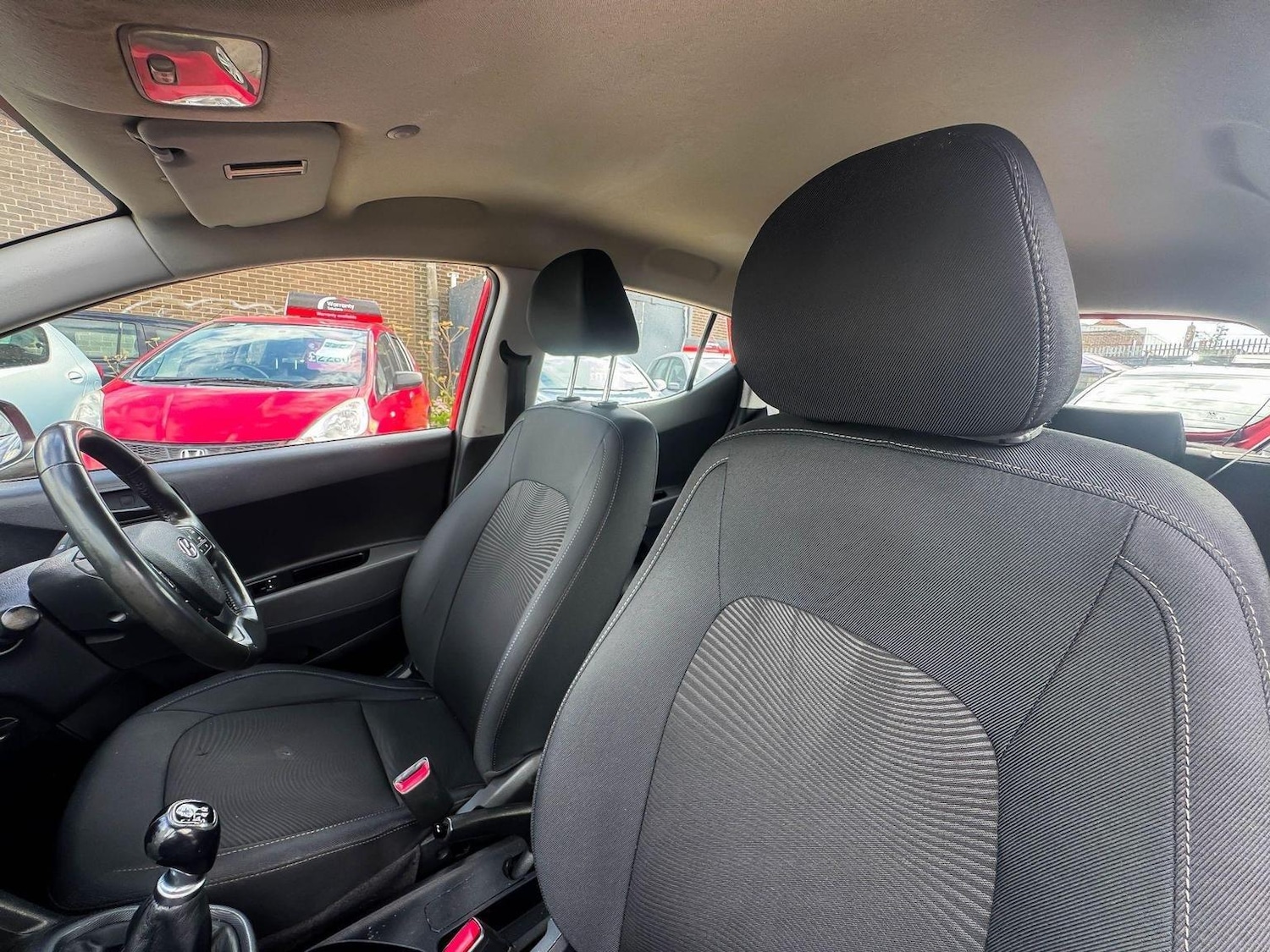 Used Hyundai i10 2019 for sale - 77066483: Photo 54