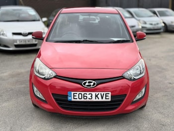 Used Hyundai i20 2013 for sale - 77066948: Photo