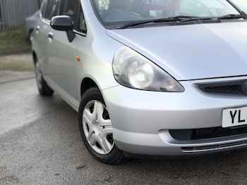 Used Honda Jazz 2004 for sale - 77352050: Photo