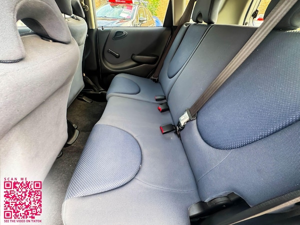 Used Honda Jazz 2004 for sale - 76251073: Photo 23