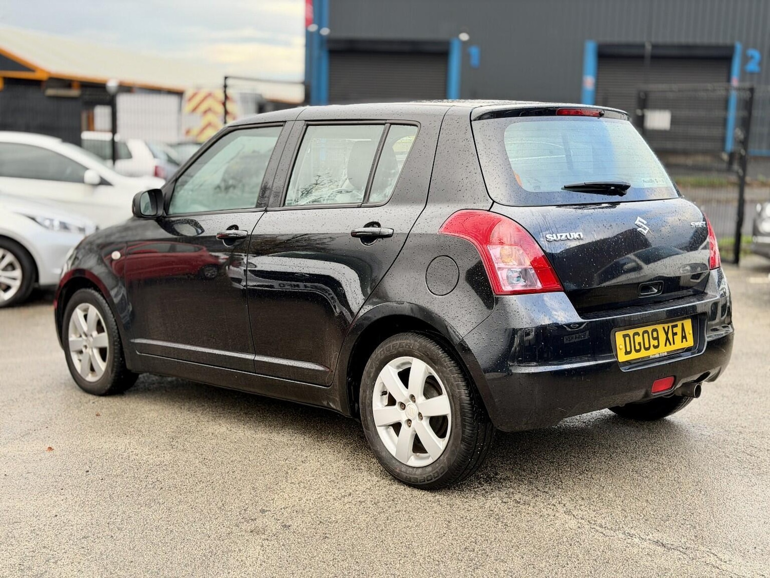 Used Suzuki Swift 2009 for sale - 76619714: Photo 11