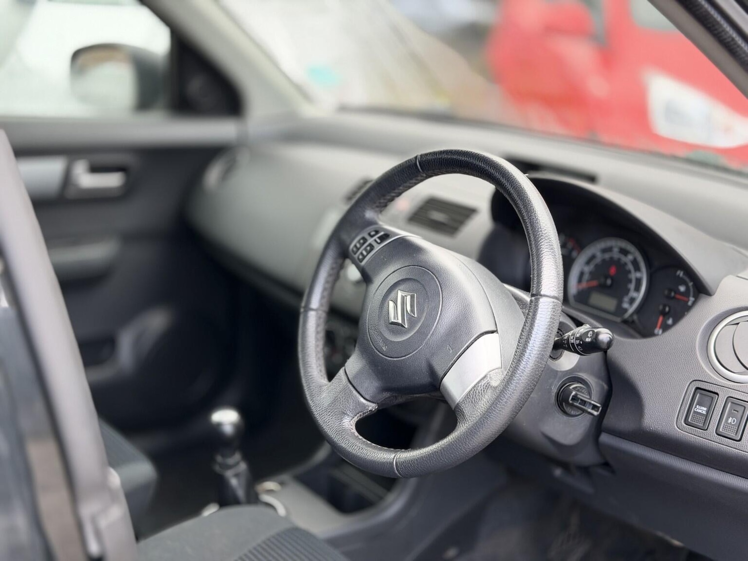 Used Suzuki Swift 2009 for sale - 76619714: Photo 29