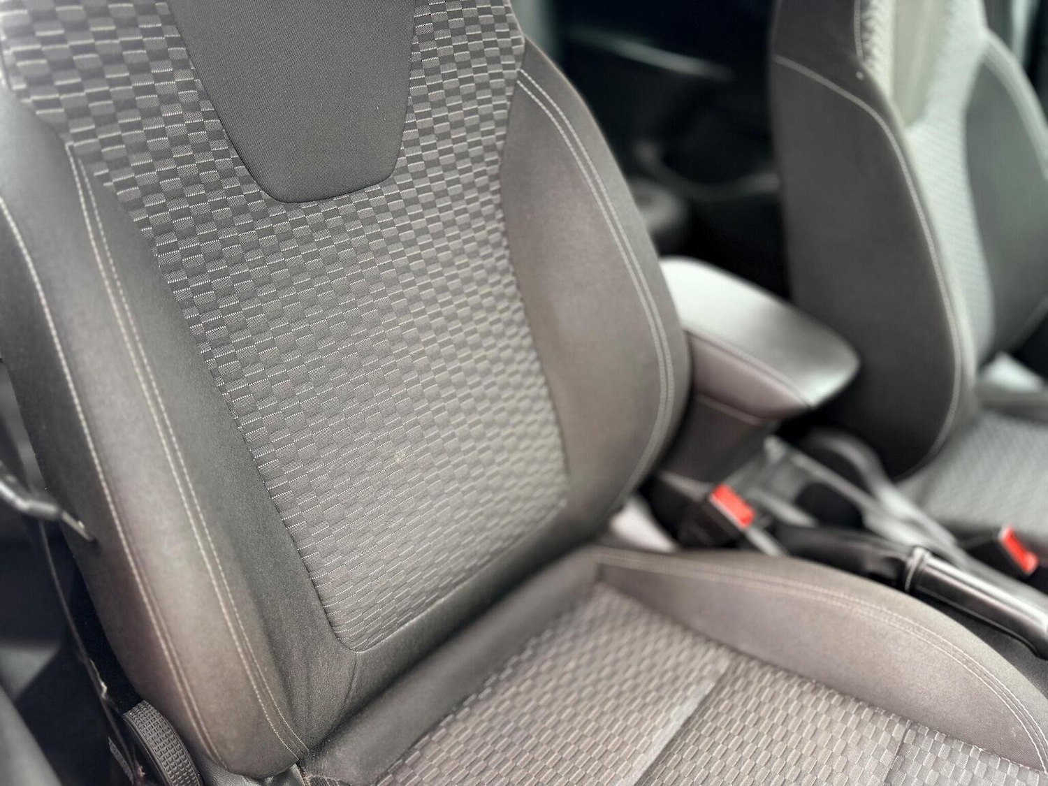 Used Vauxhall Astra 2017 for sale - 76060245: Photo 12