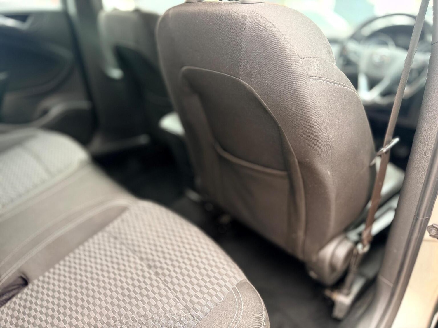 Used Vauxhall Astra 2017 for sale - 76060245: Photo 20