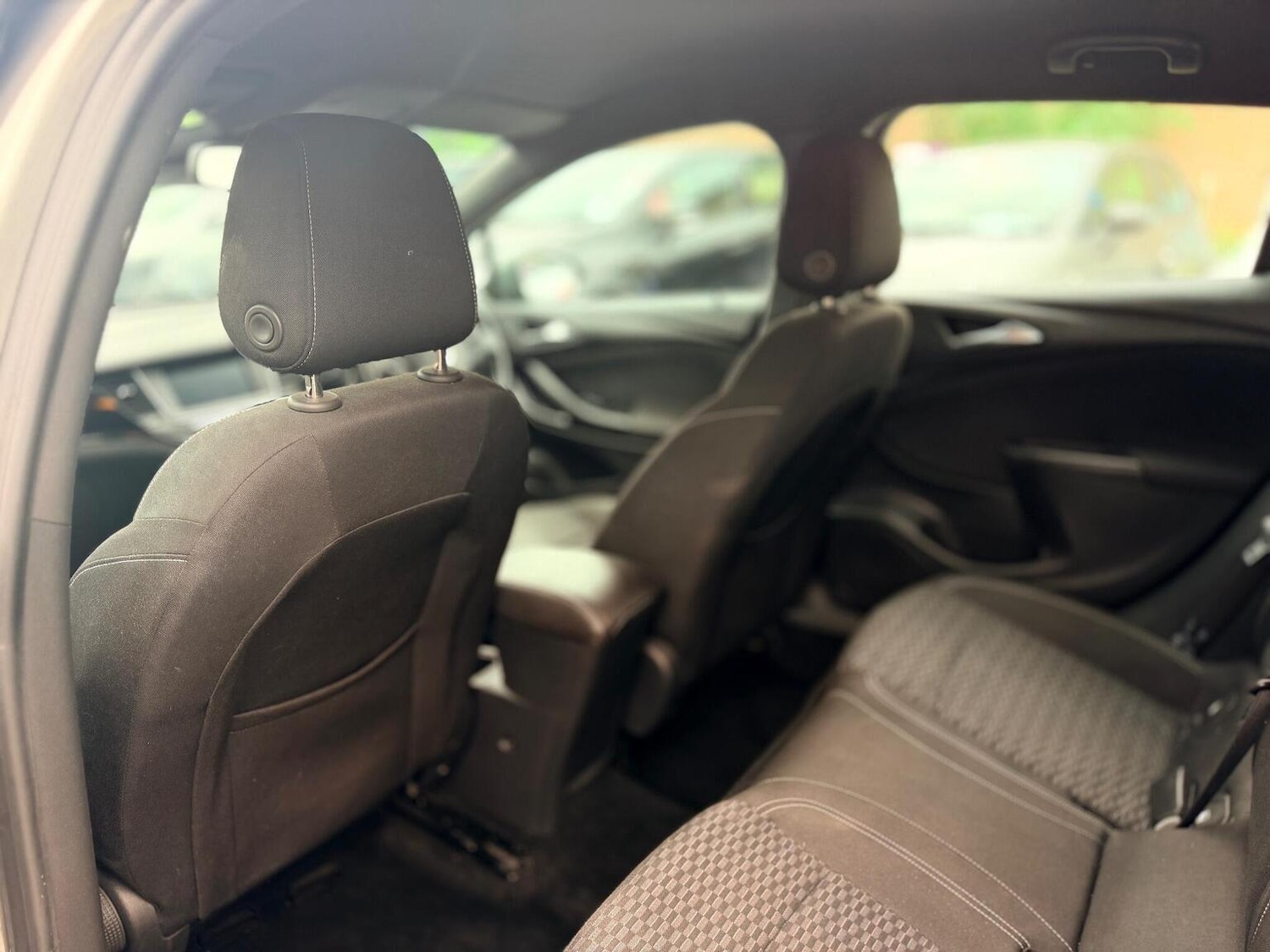 Used Vauxhall Astra 2017 for sale - 76060245: Photo 22