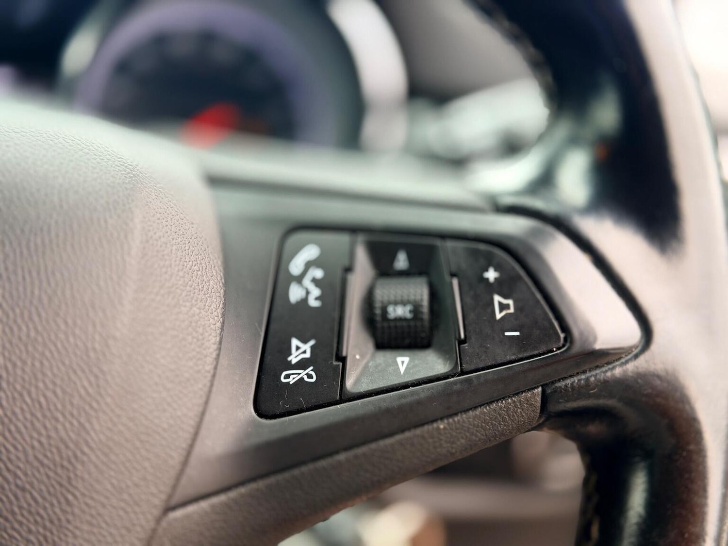 Used Vauxhall Astra 2017 for sale - 76060245: Photo 26