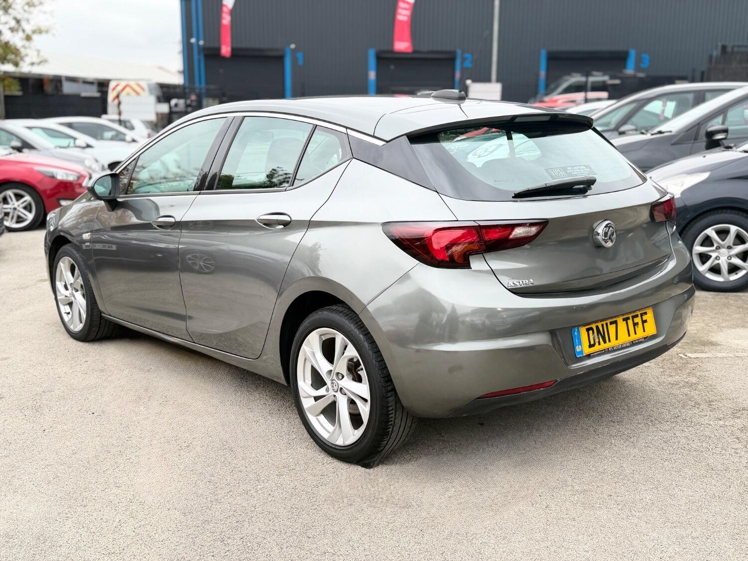 Used Vauxhall Astra 2017 for sale - 76060245: Photo 3