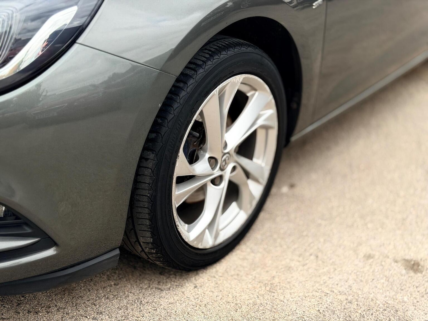 Used Vauxhall Astra 2017 for sale - 76060245: Photo 31