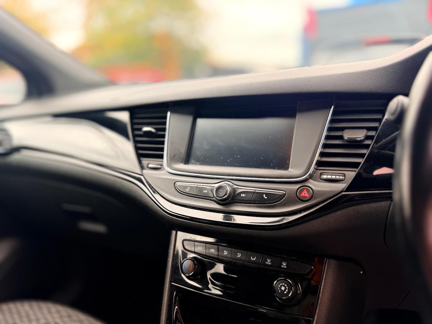 Used Vauxhall Astra 2017 for sale - 76060245: Photo 32