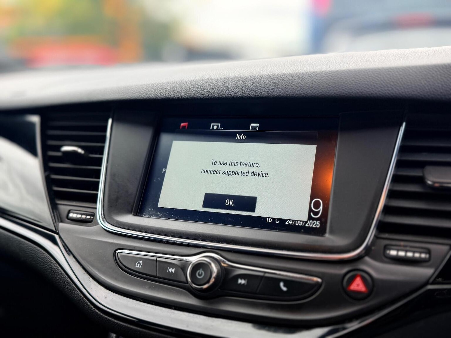 Used Vauxhall Astra 2017 for sale - 76060245: Photo 38