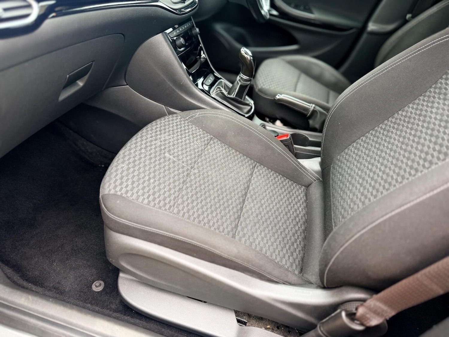 Used Vauxhall Astra 2017 for sale - 76060245: Photo 43