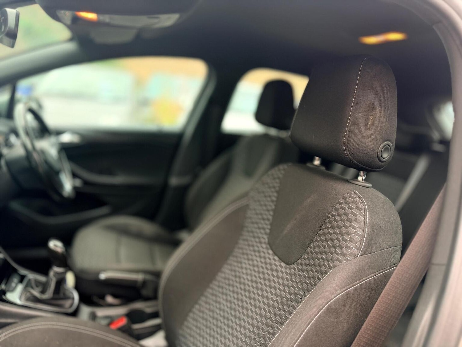 Used Vauxhall Astra 2017 for sale - 76060245: Photo 45