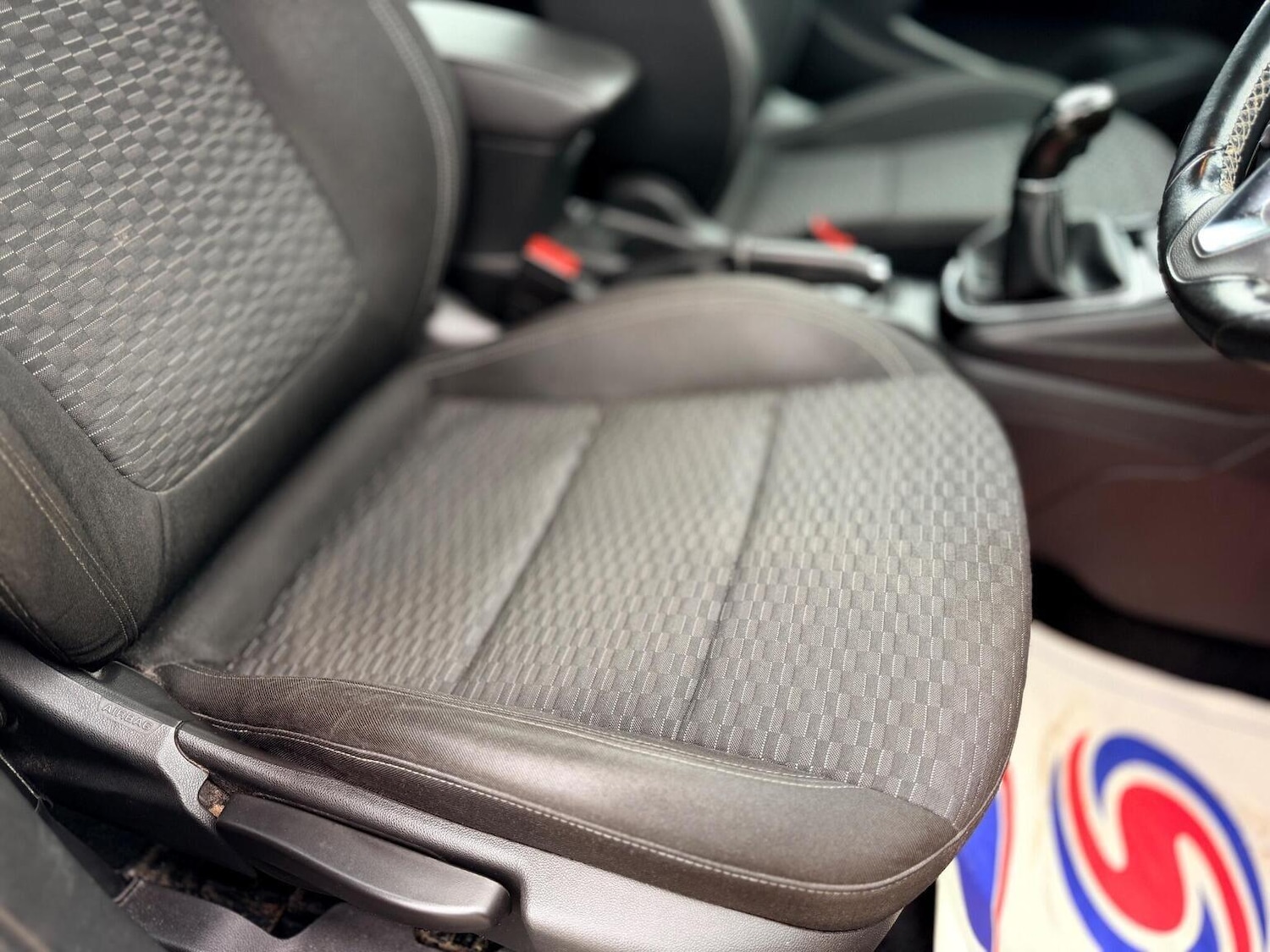 Used Vauxhall Astra 2017 for sale - 76060245: Photo 49