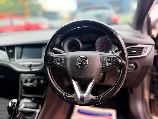 Used Vauxhall Astra 2017 for sale - 76060245: Photo 50