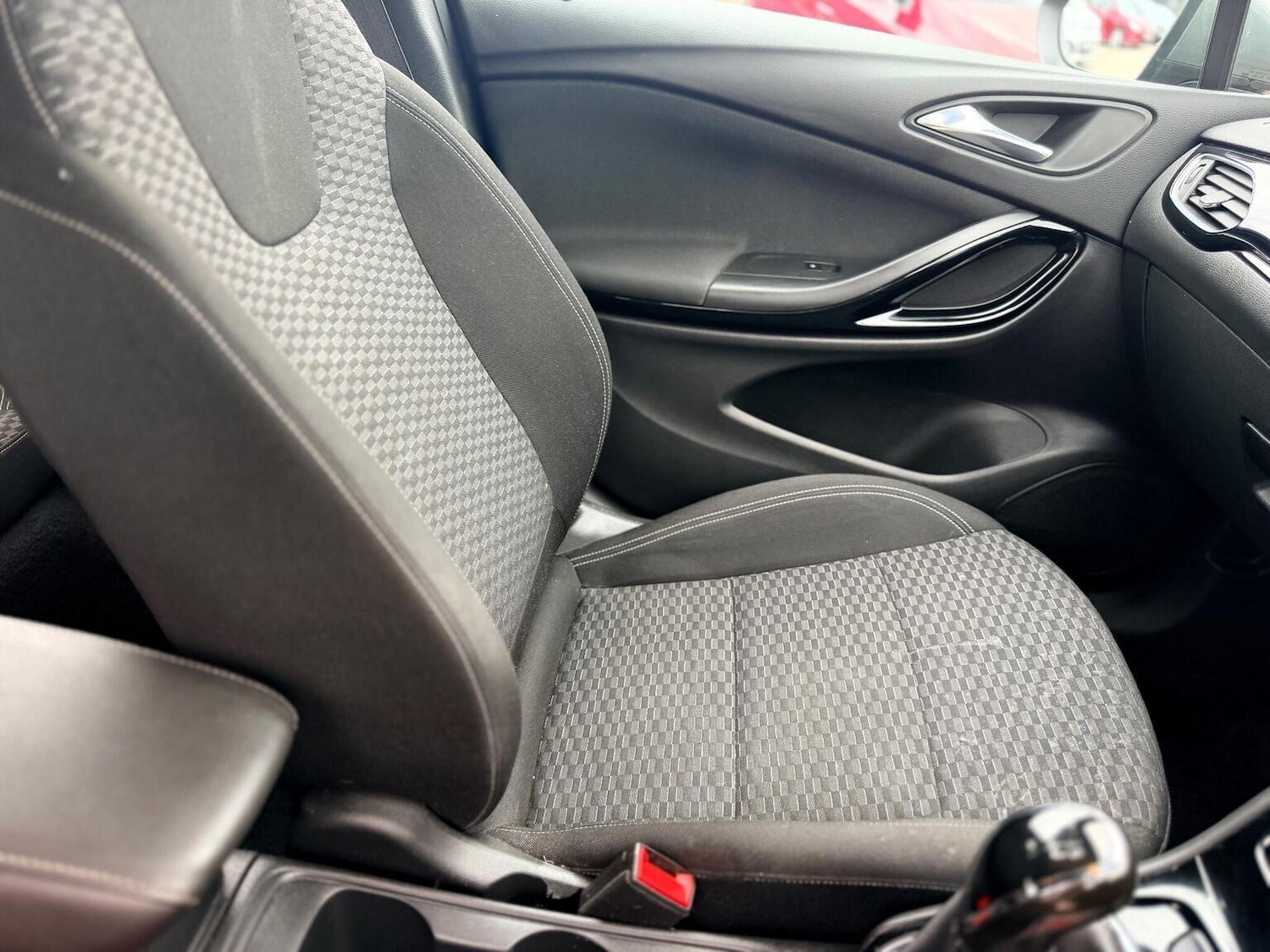 Used Vauxhall Astra 2017 for sale - 76060245: Photo 55