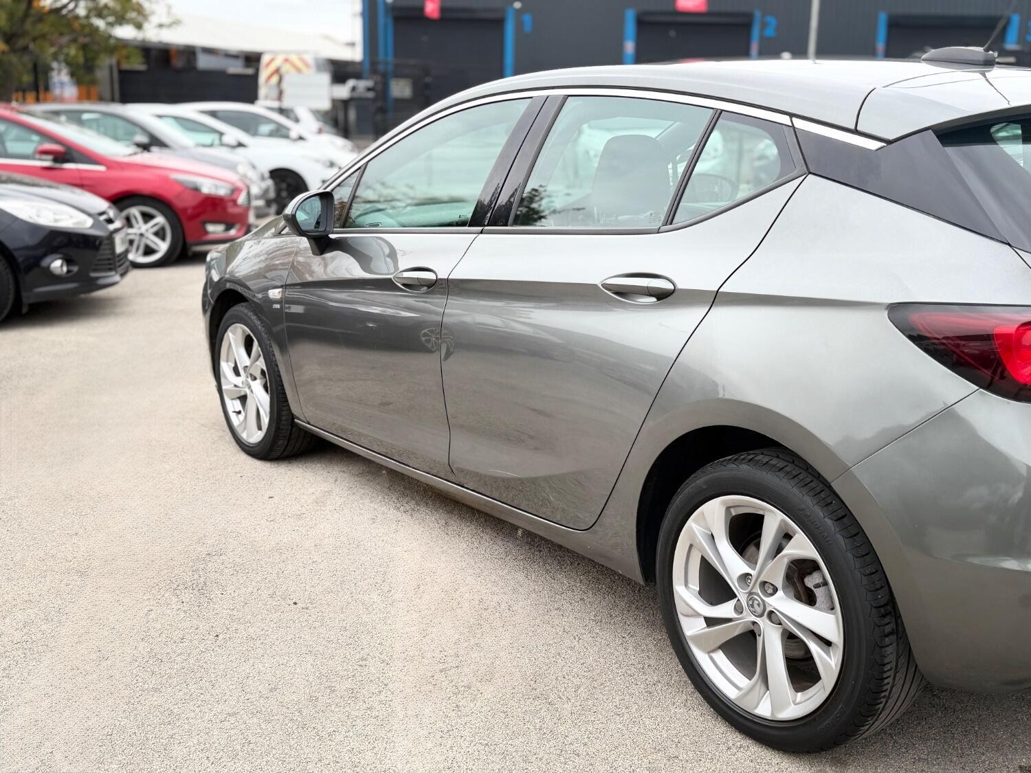Used Vauxhall Astra 2017 for sale - 76060245: Photo 81