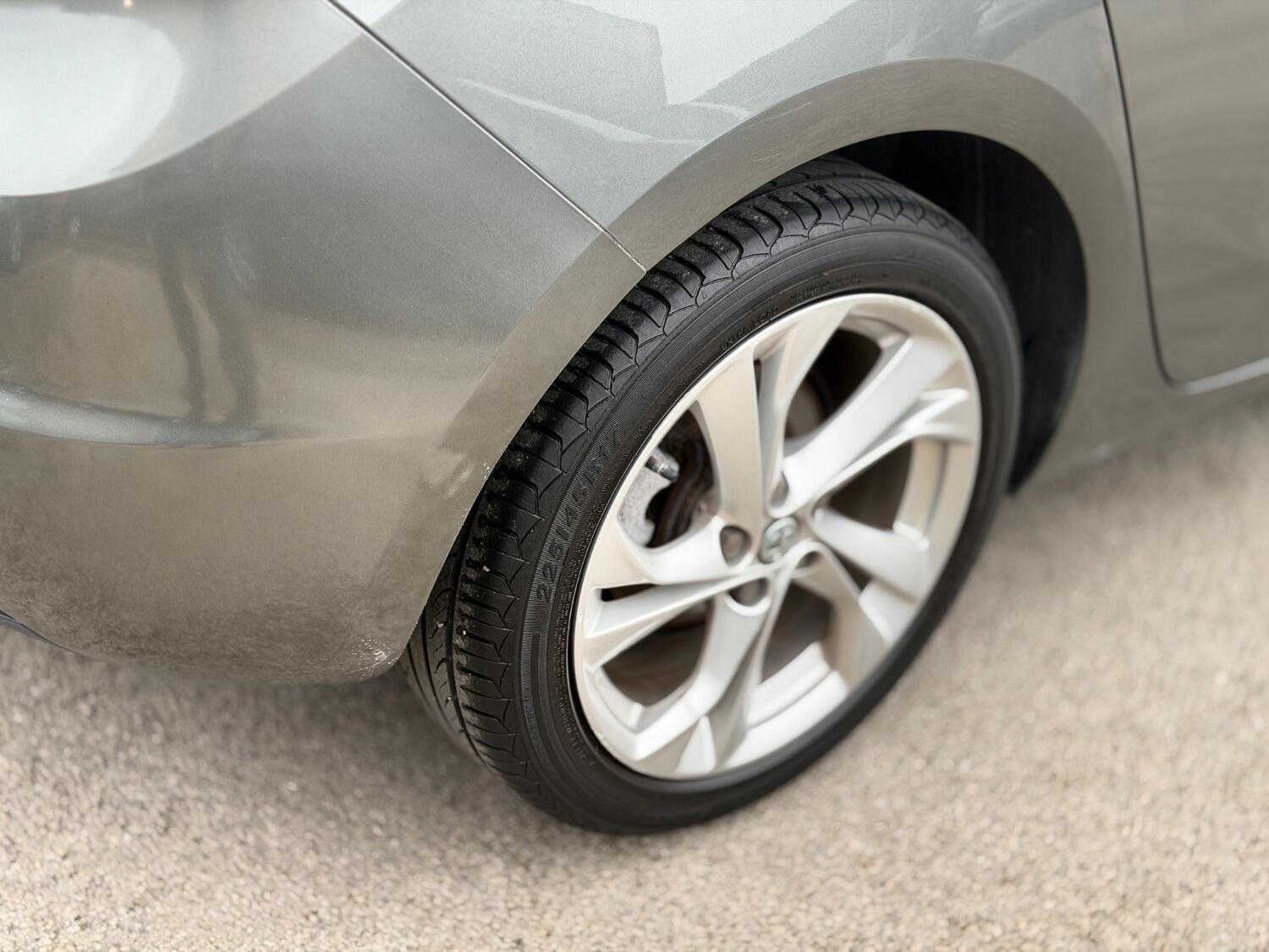 Used Vauxhall Astra 2017 for sale - 76060245: Photo 84