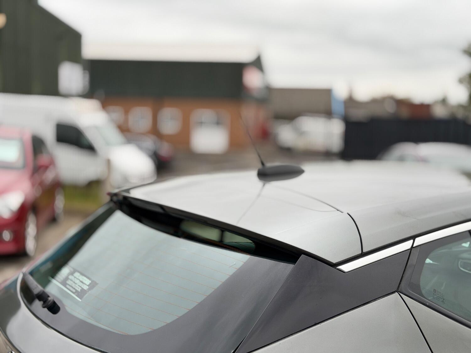 Used Vauxhall Astra 2017 for sale - 76060245: Photo 89