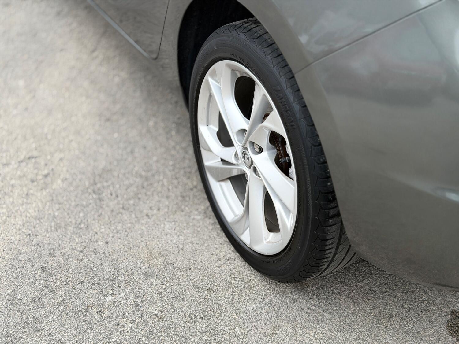 Used Vauxhall Astra 2017 for sale - 76060245: Photo 96