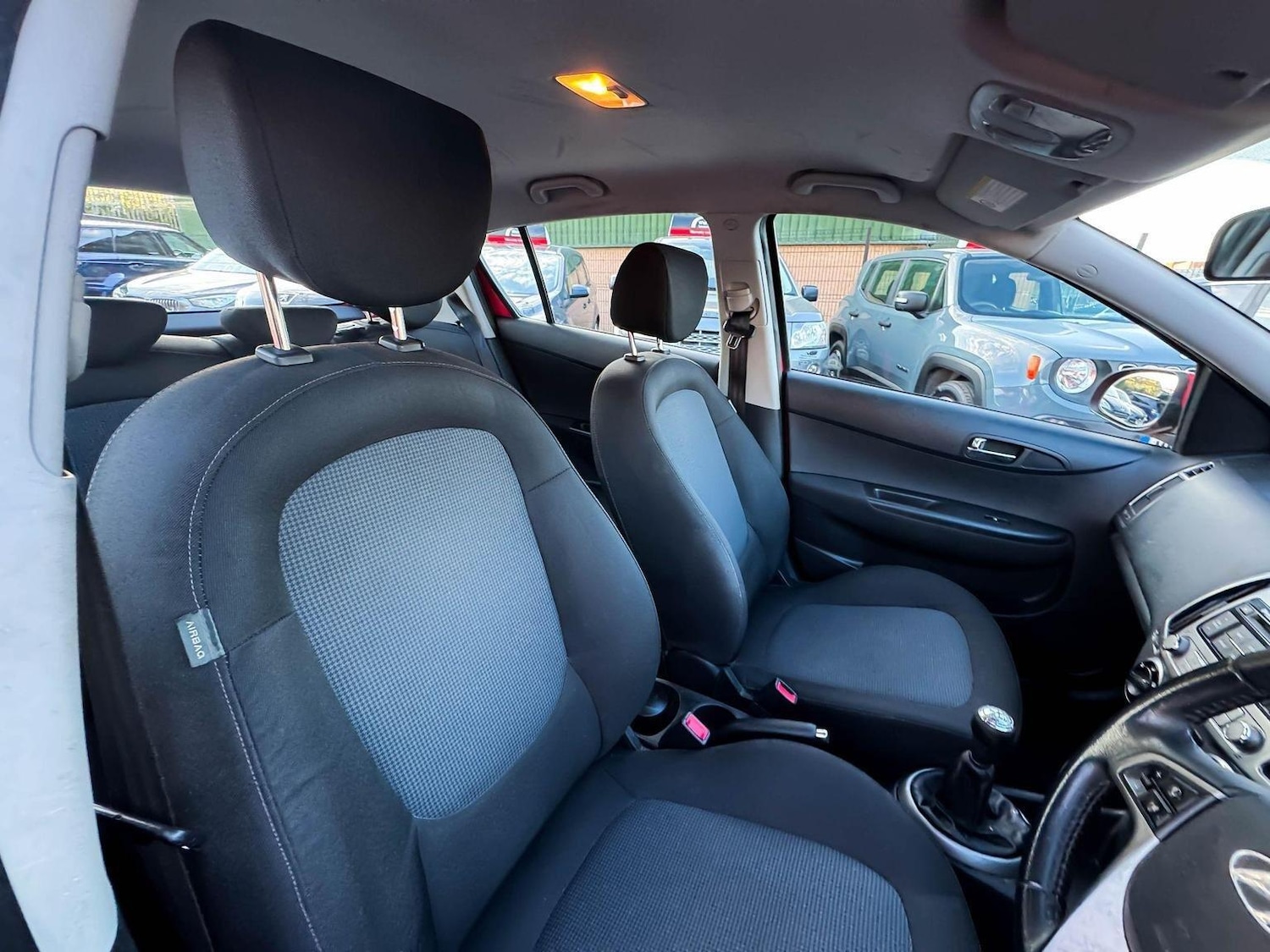 Used Hyundai i20 2013 for sale - 76976766: Photo 12