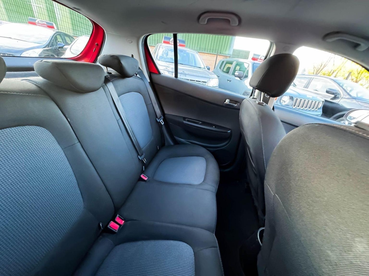 Used Hyundai i20 2013 for sale - 76976766: Photo 17