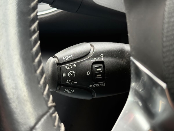 Used Peugeot 308 2015 for sale - 75458696: Photo 33