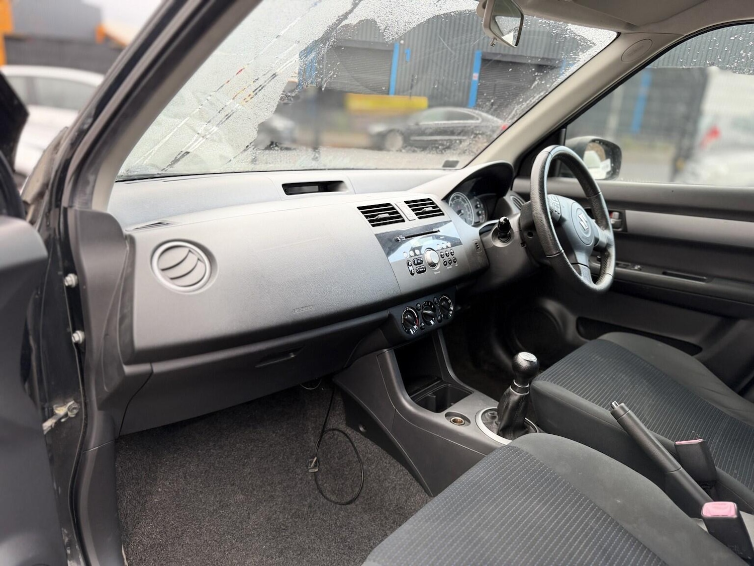 Used Suzuki Swift 2009 for sale - 77066463: Photo 36