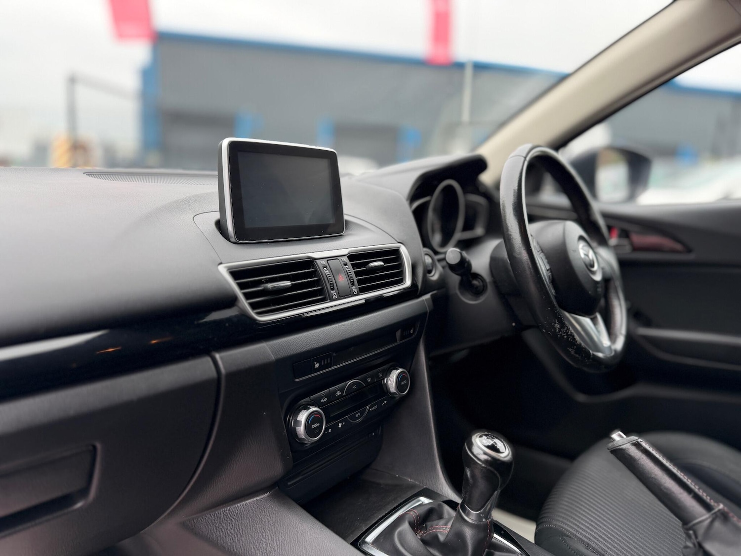 Used Mazda Mazda3 2015 for sale - 76138217: Photo 14