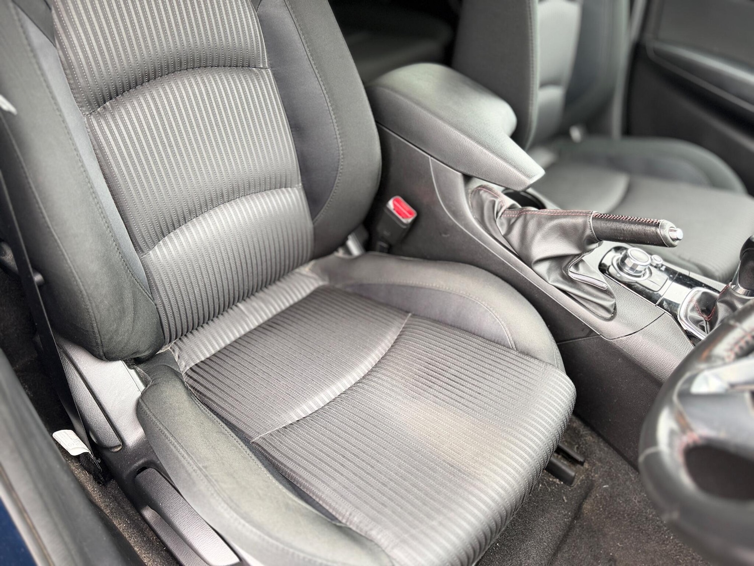 Used Mazda Mazda3 2015 for sale - 76138217: Photo 17