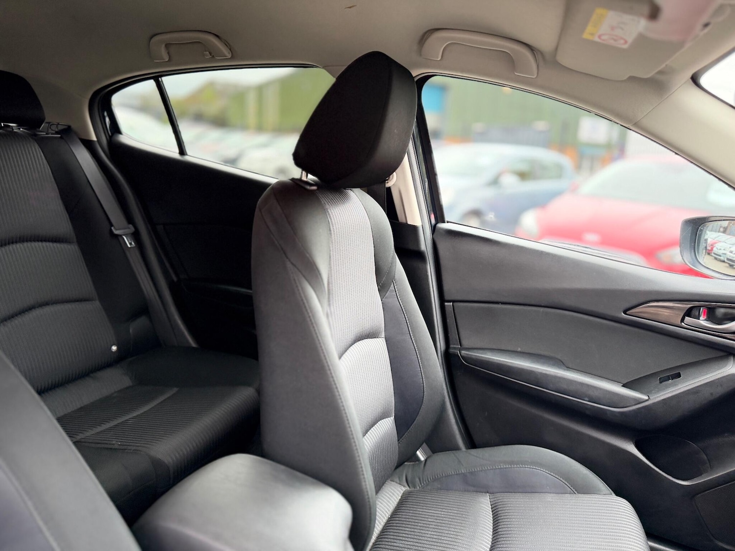 Used Mazda Mazda3 2015 for sale - 76138217: Photo 19