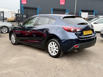 Used Mazda Mazda3 2015 for sale - 76138217: Photo 4