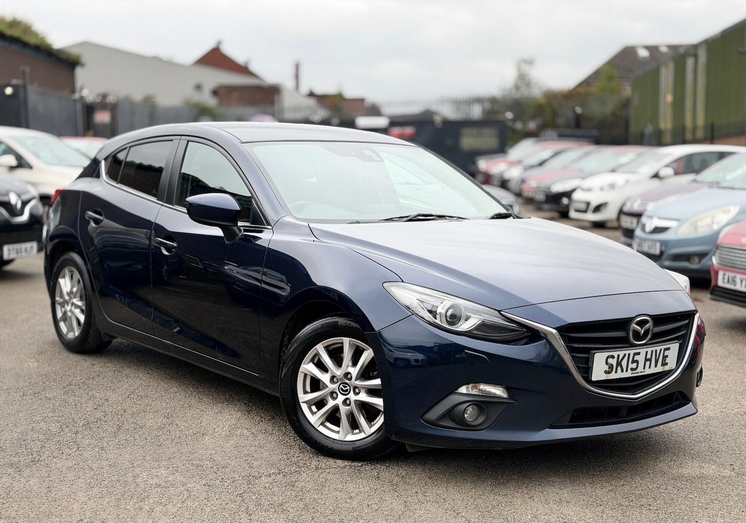 Used Mazda Mazda3 2015 for sale - 76138217: Photo 6