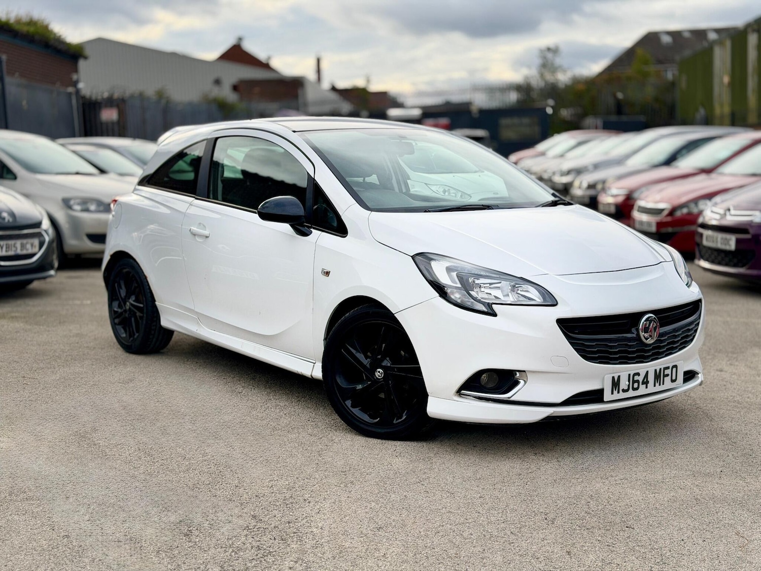Used Vauxhall Corsa 2015 for sale - 76976832: Photo 1