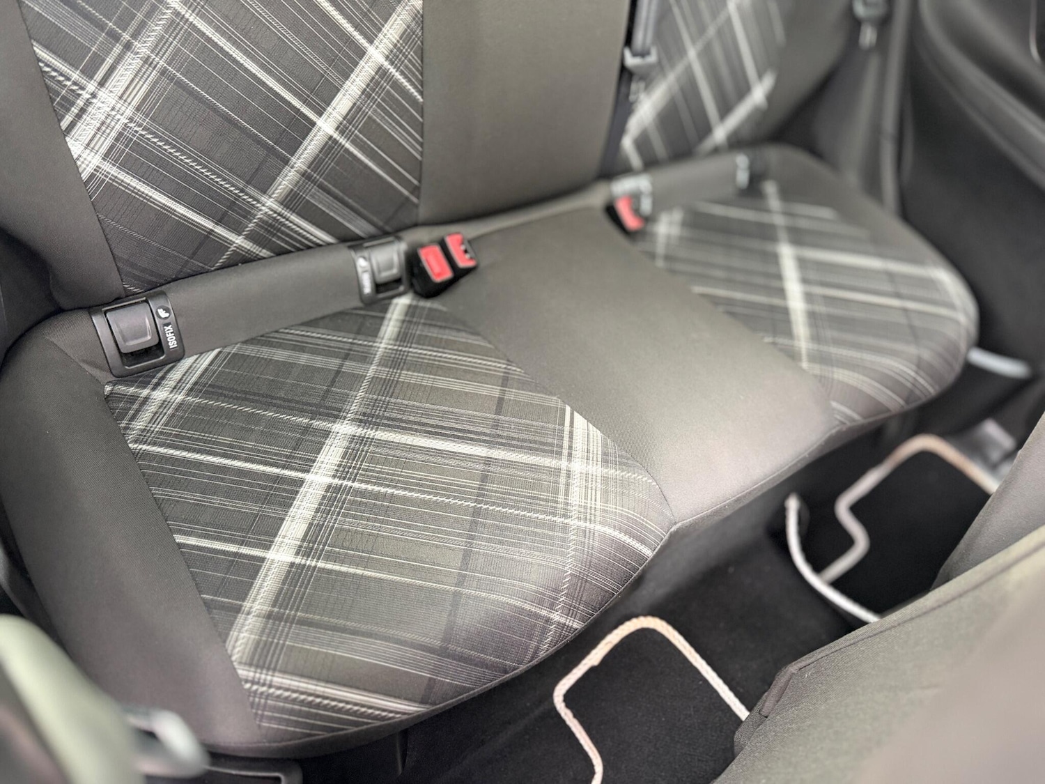 Used Vauxhall Corsa 2015 for sale - 76976832: Photo 20