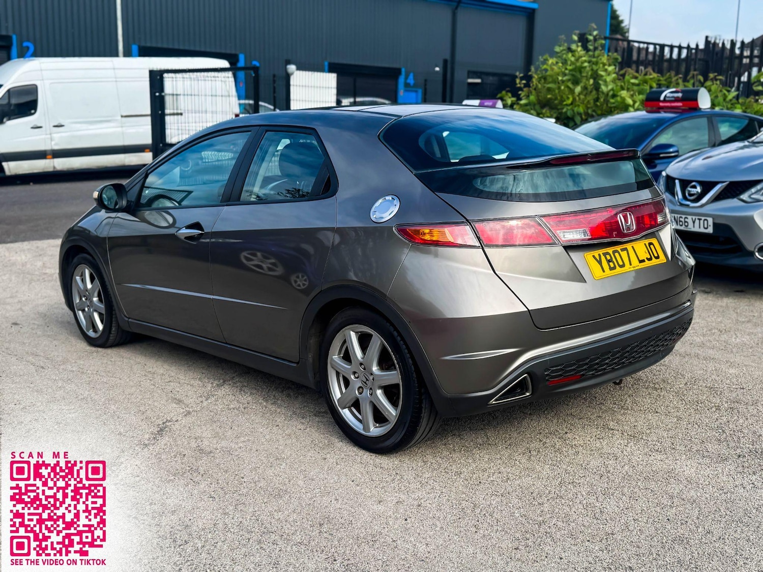 Used Honda Civic 2007 for sale - 76562485: Photo 4