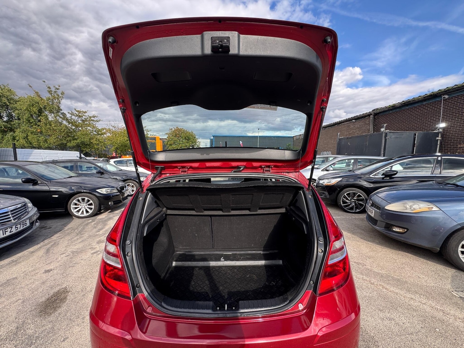 Used Hyundai i30 2011 for sale - 75769185: Photo 25