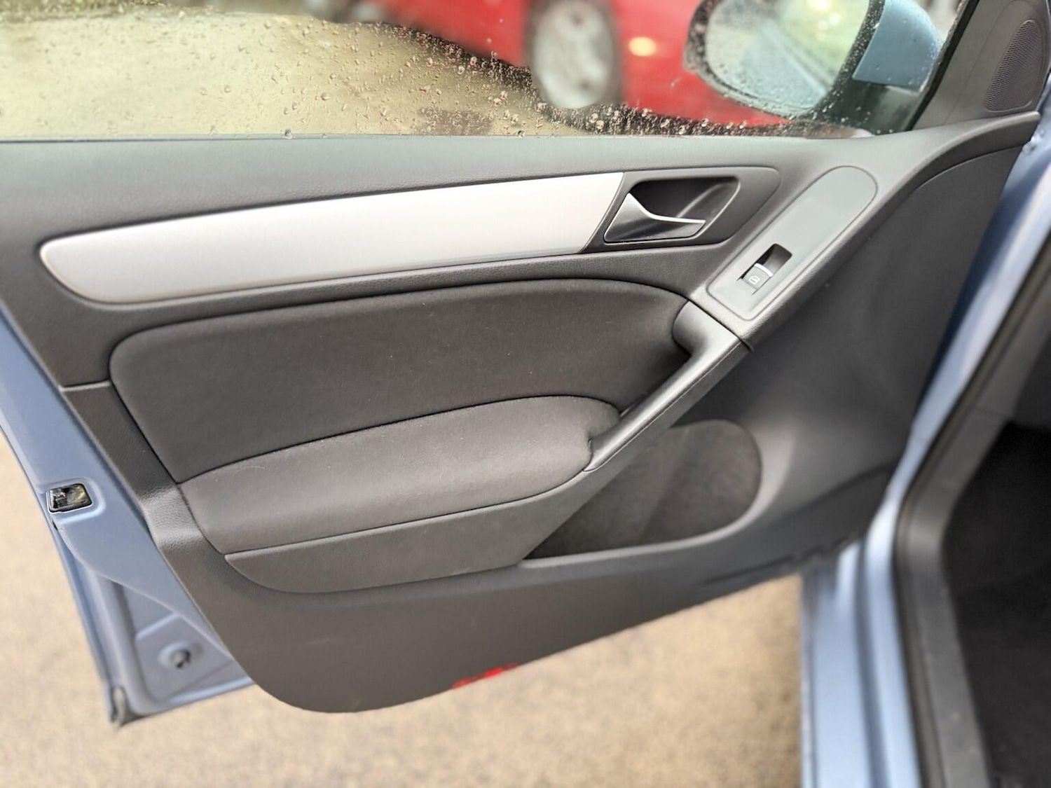 Used Volkswagen Golf 2010 for sale - 77386403: Photo 41