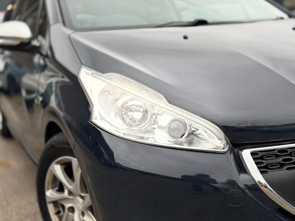 Used Peugeot 208 2015 for sale - 76137889: Photo 28