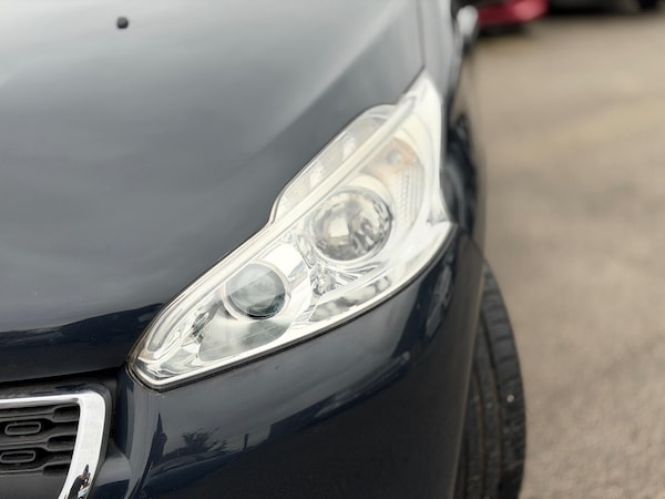 Used Peugeot 208 2015 for sale - 76137889: Photo 32