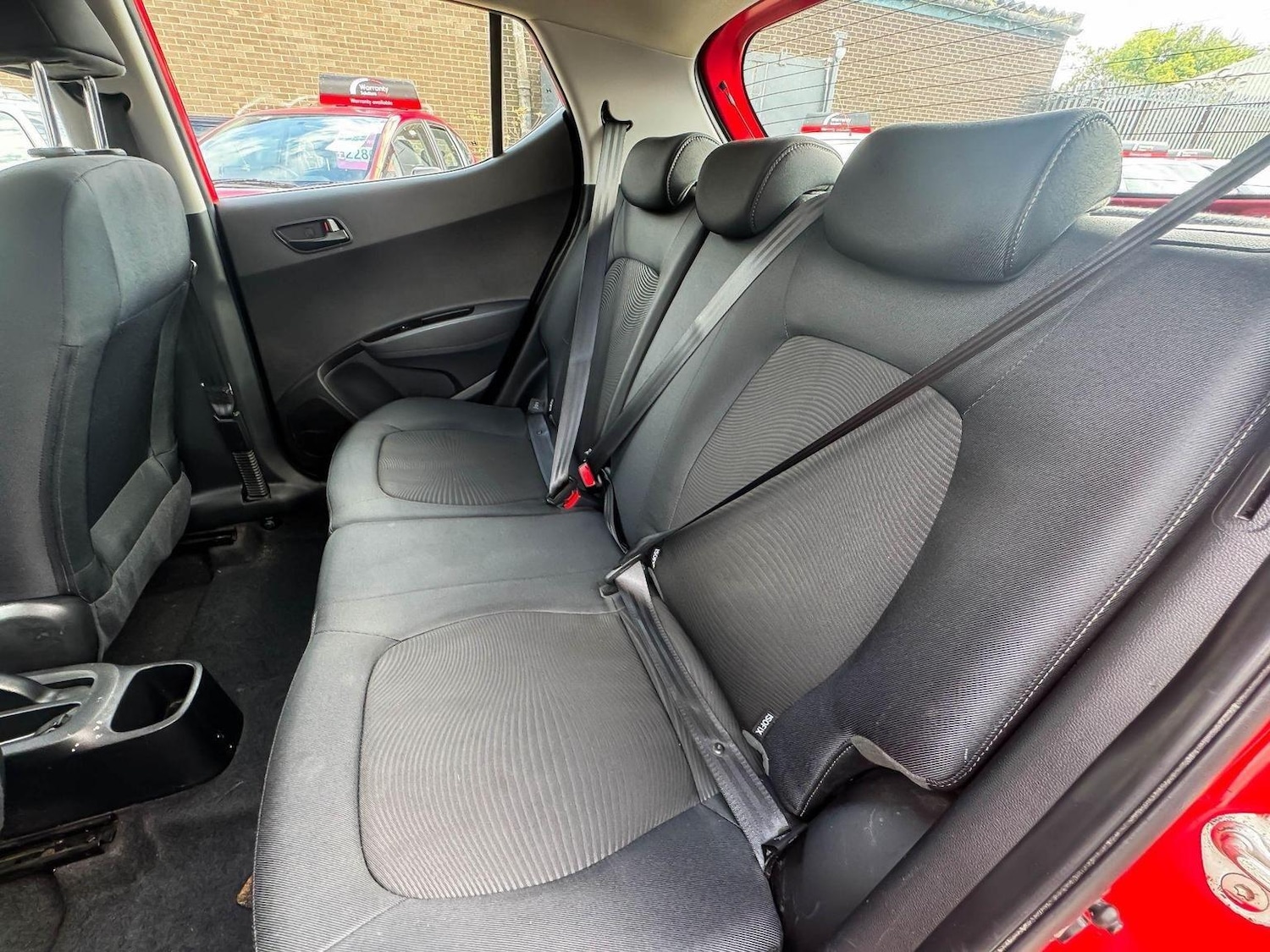 Used Hyundai i10 2019 for sale - 76549285: Photo 41