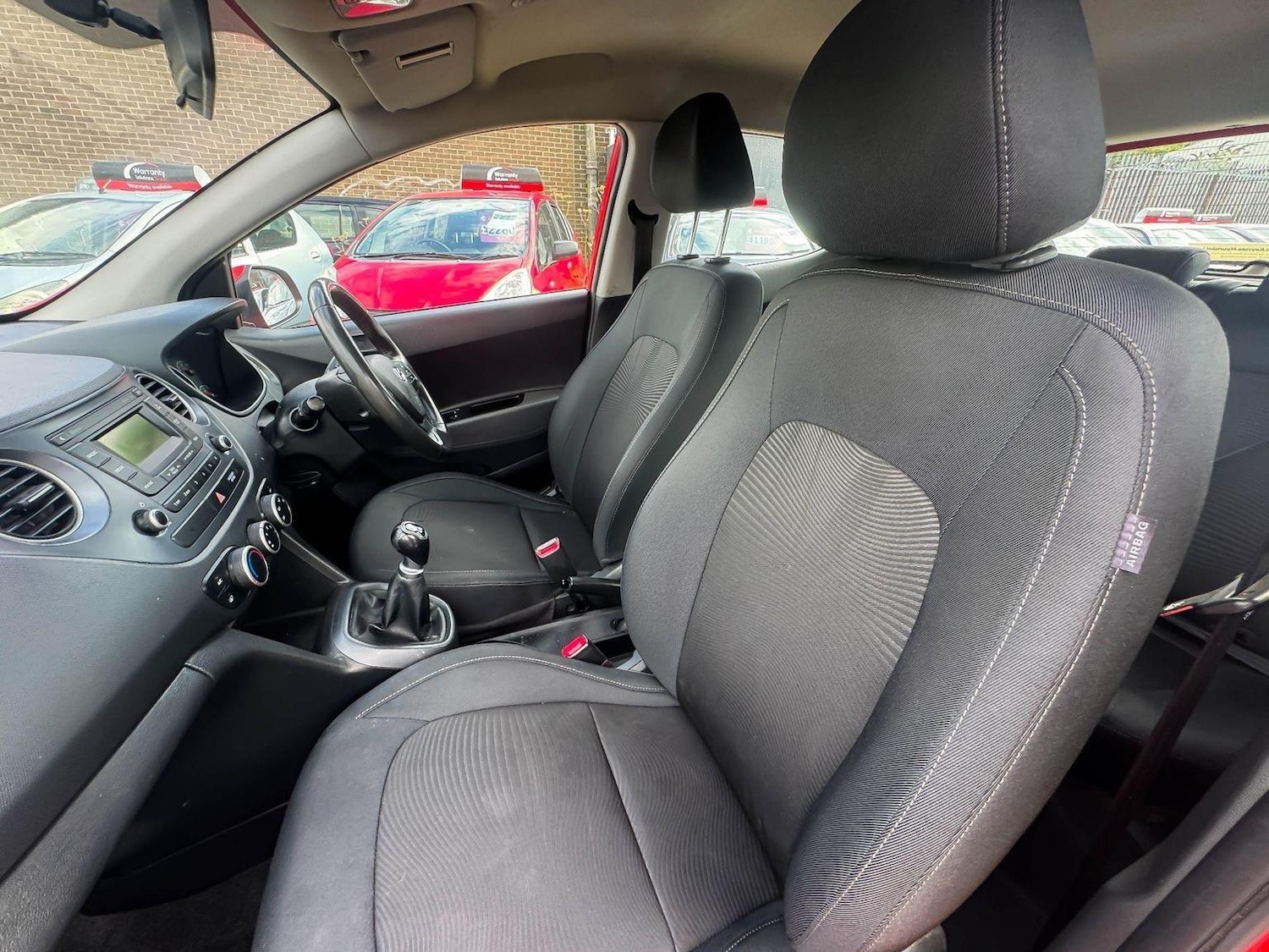 Used Hyundai i10 2019 for sale - 76549285: Photo 47