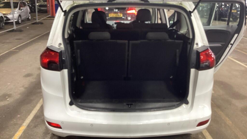 Used Vauxhall Zafira 2015 for sale - 77066751: Photo 3