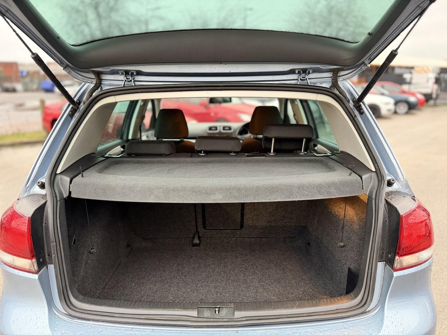 Used Volkswagen Golf 2010 for sale - 77304996: Photo 15