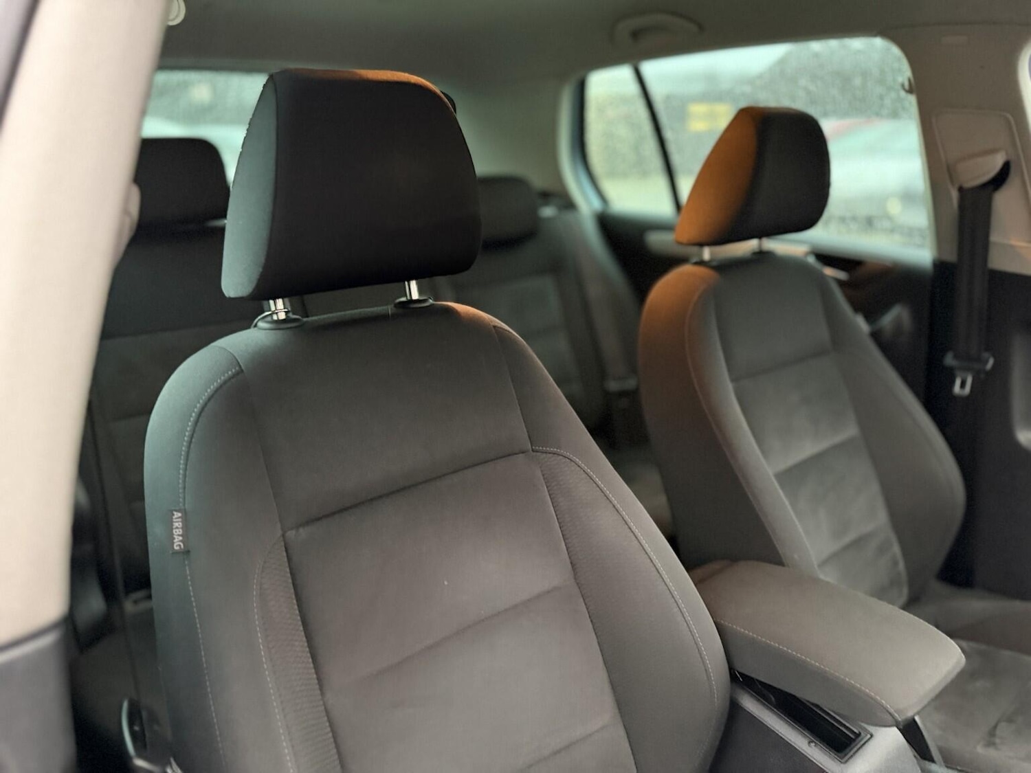 Used Volkswagen Golf 2010 for sale - 77304996: Photo 27